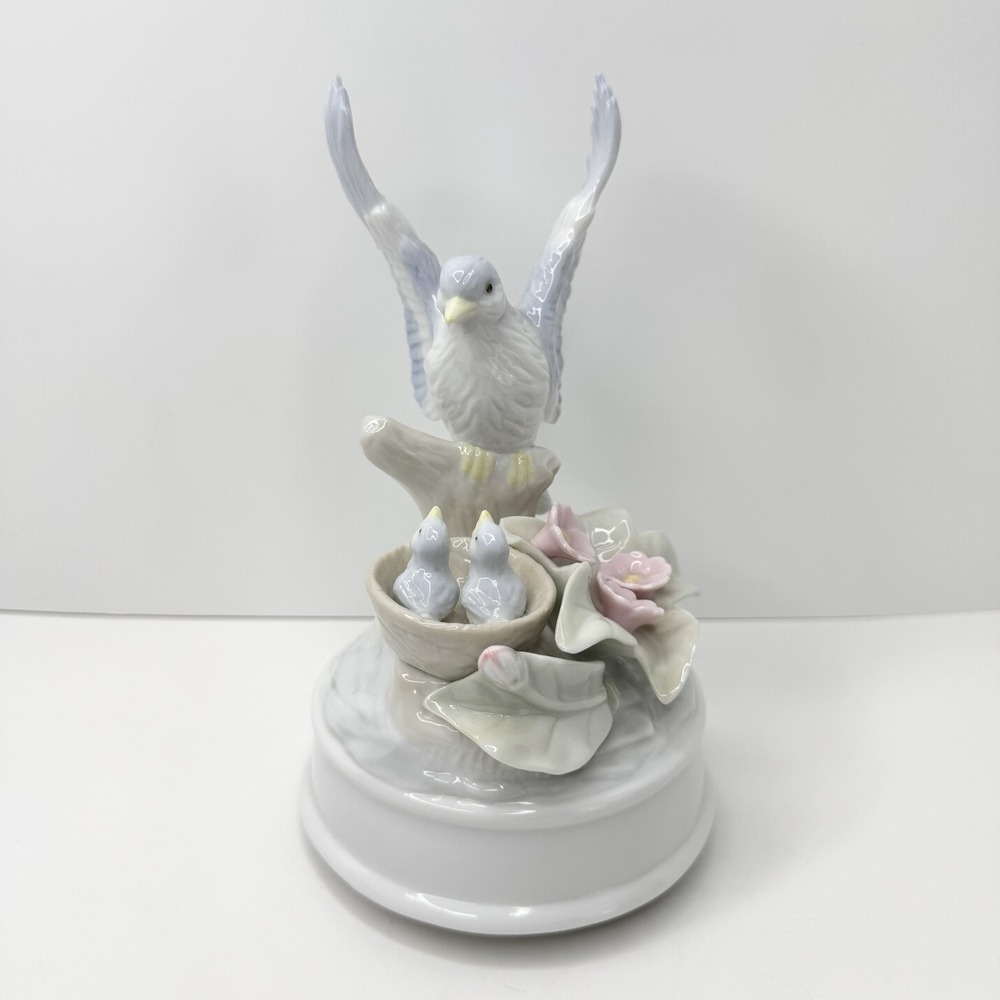 Vintage Arnart Erich Stauffer Porcelain Bluebird Music Box Mother Nest Chicks